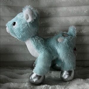 Plush GANZ RARE Retired Collectable WINTER FAWN Toy with Silver Hooves